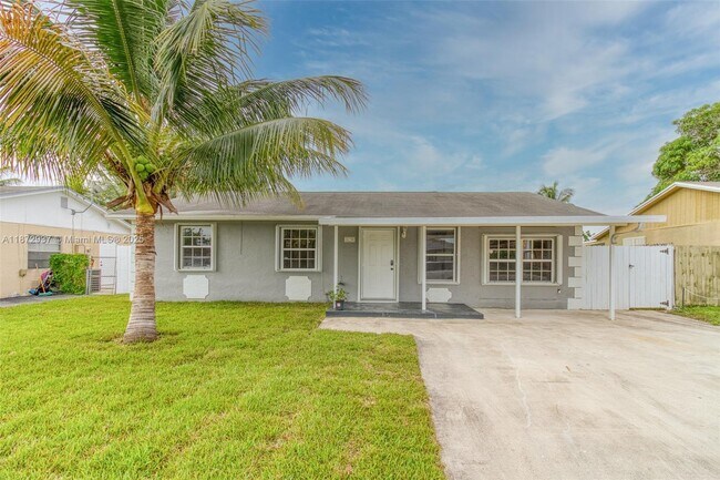 Primary Photo - 8130 SW 7th Ct