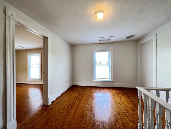 Building Photo - Home at Last!