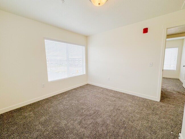 Building Photo - 531 S 850 E