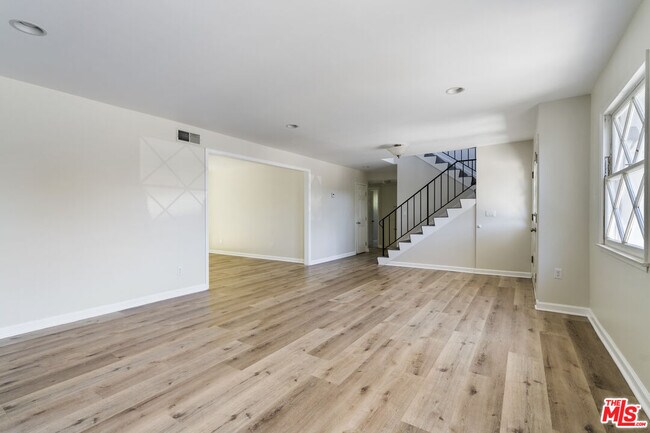 Building Photo - 4513 Wawona St