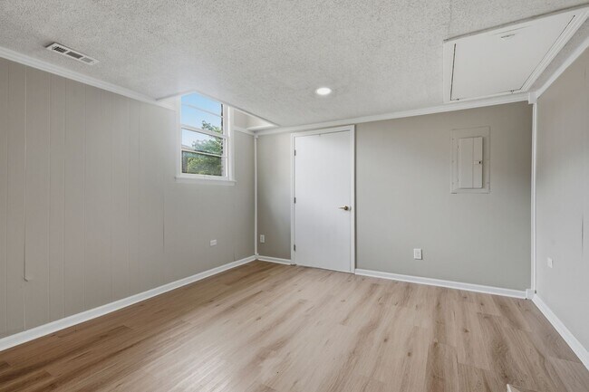 Building Photo - 4207 Glynda Dr