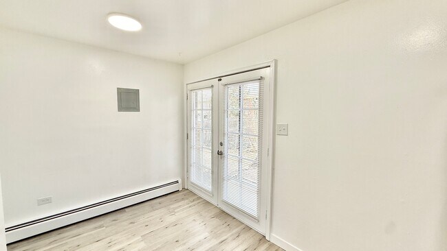 Image (12) - OAK NORTH APTS