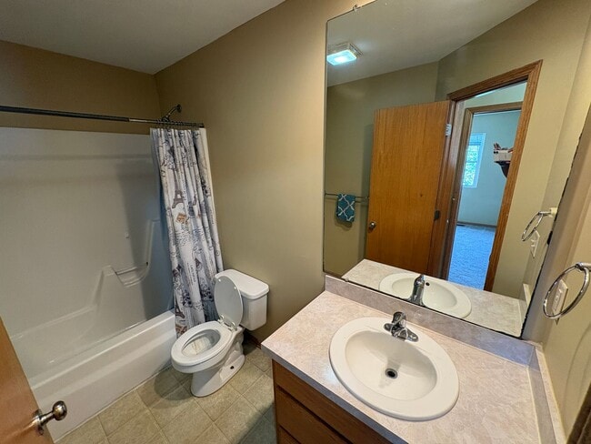 Building Photo - 6834 Whitewater Ln