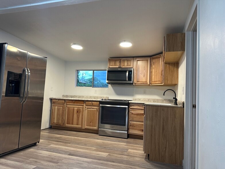 Building Photo - 1505 N 20th St