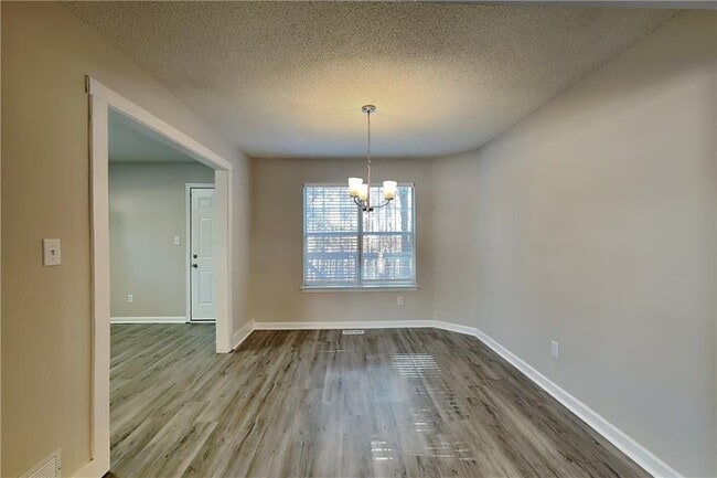 Building Photo - 192 Seals Dr