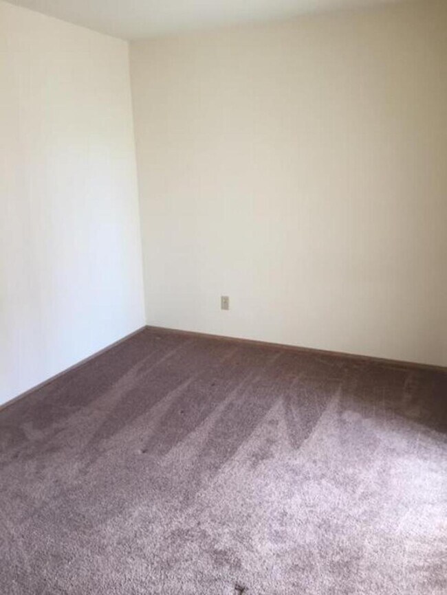 Building Photo - 1 bedroom in Seattle WA 98116