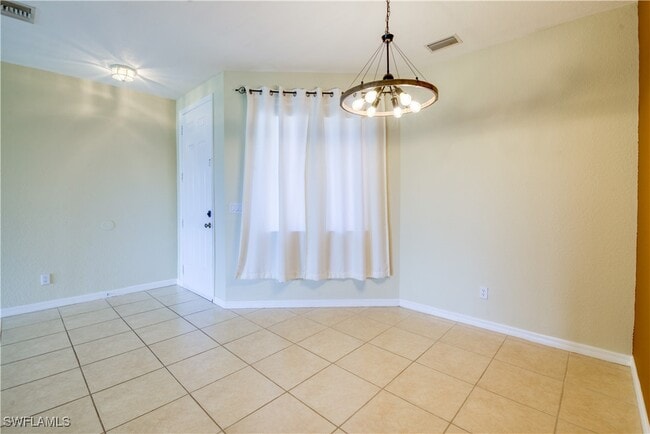 Building Photo - 9774 Roundstone Cir