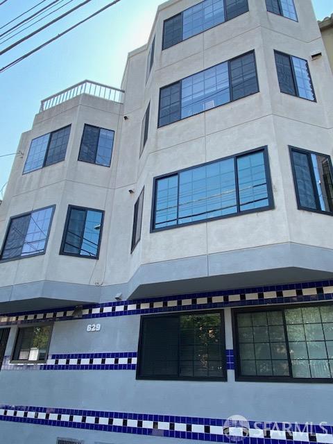 Building Photo - 629 Chestnut St