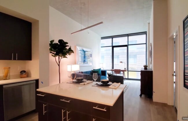 Building Photo - 1322 S Wabash Ave