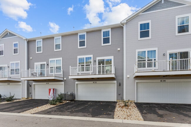 Building Photo - 632 Wolverine Dr