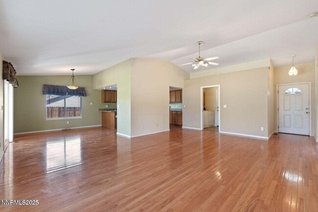 Building Photo - 439 Beau Dr
