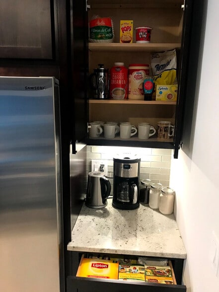 Building Photo - 7 Summit Ave