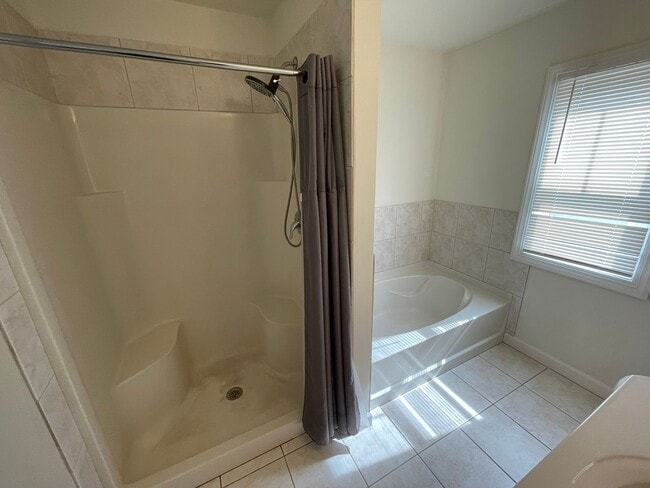 Building Photo - Bright and Welcoming 2-Story Retreat, Steps From the Ocean!