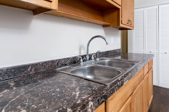 Building Photo - 145 Newcastle St