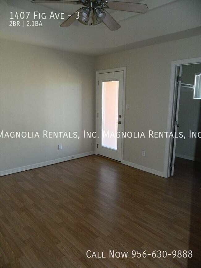 Building Photo - 1407 W Fig Ave