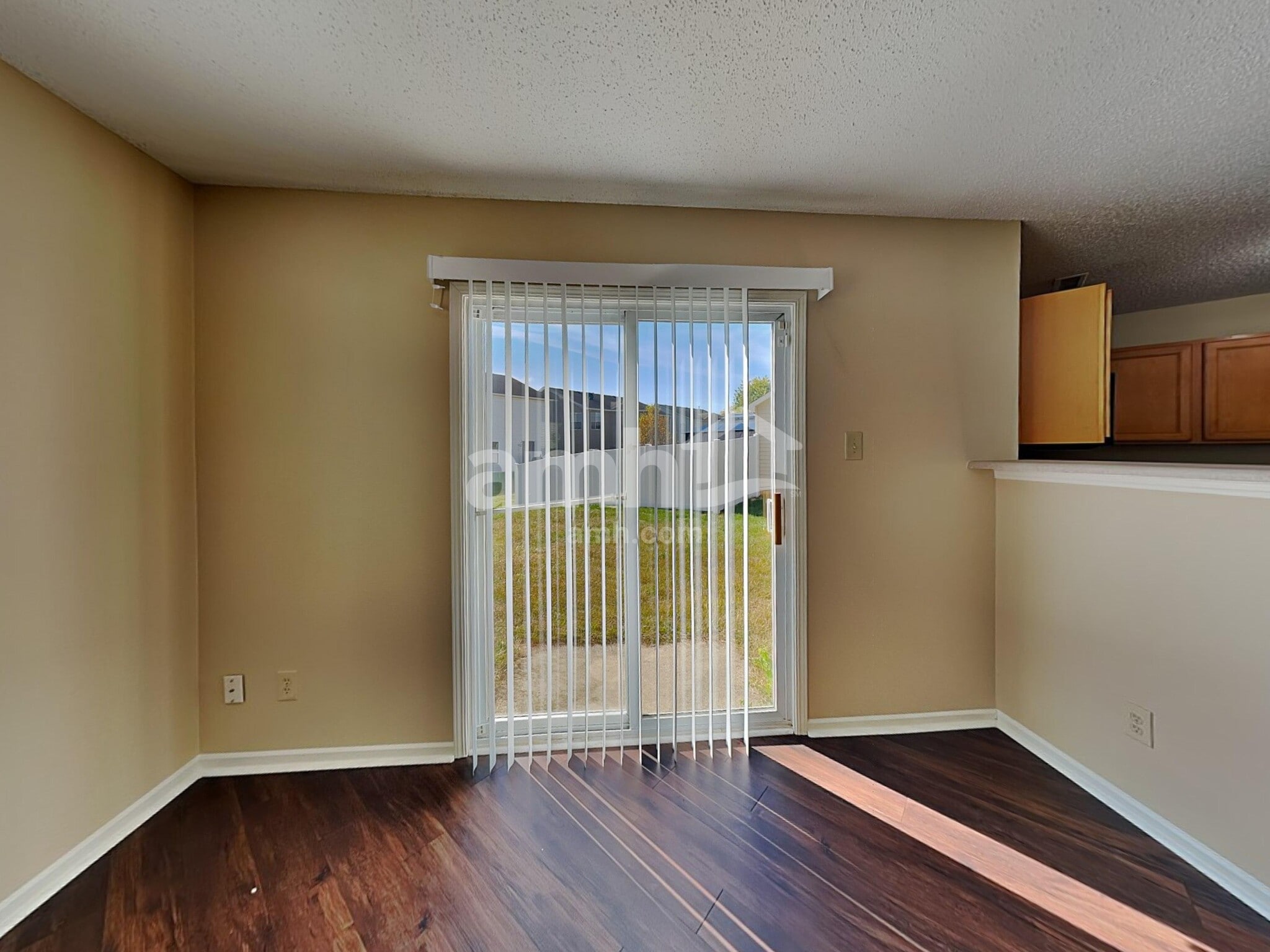 Building Photo - 10383 Homestead Dr