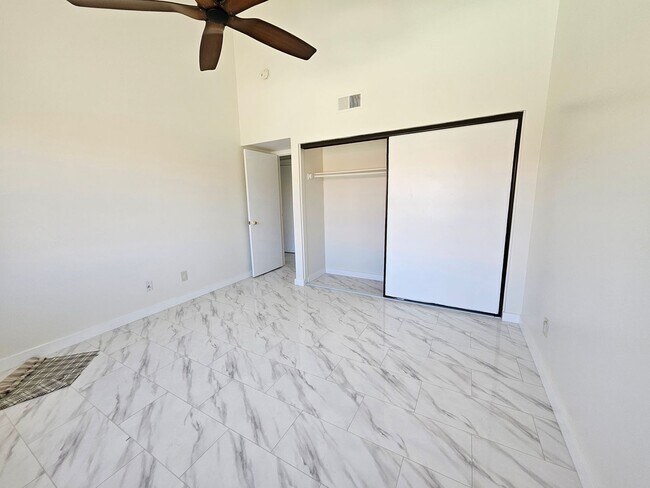 Building Photo - 20967 Judah Ln
