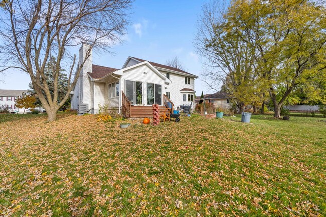 Building Photo - 1853 Wallinford Dr