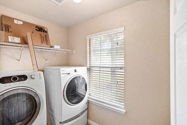 Building Photo - 9303 Ingleton