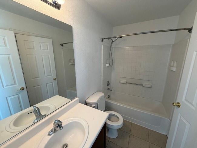 Building Photo - 9267 Wertz Ave