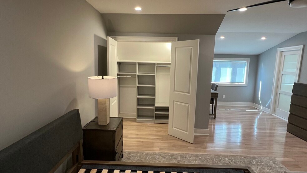 Additional Closet - 15 Broadway