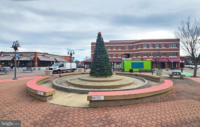 Building Photo - 108 New Jersey Ave NW