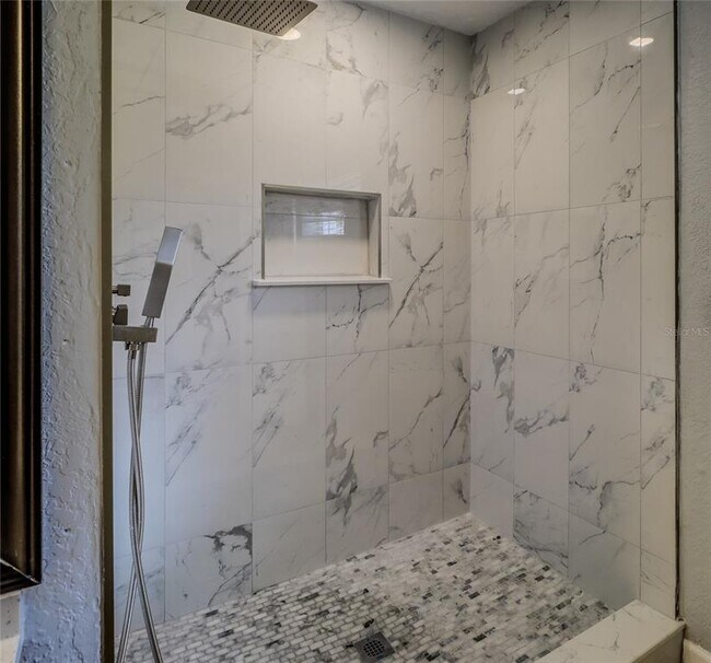 Building Photo - 6265 Ashbury Palms Dr