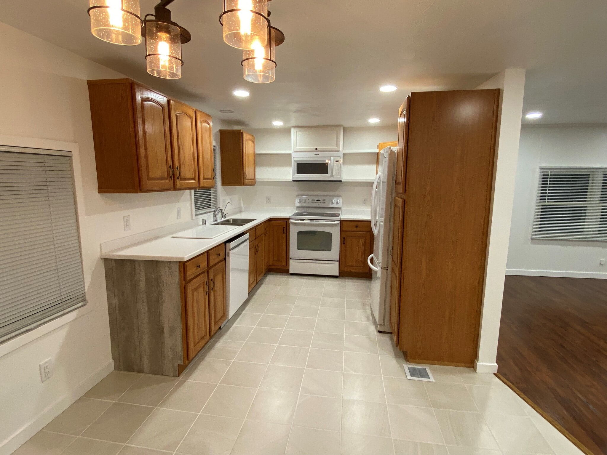 Picture to show lighting at night - W4493 Spruce Dr