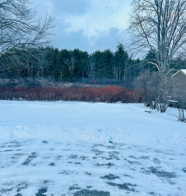 Building Photo - 331-333-333 E Main St