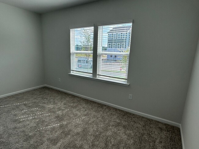 Building Photo - NEW 4 bed/3.5 bath townhome for rent in Apex