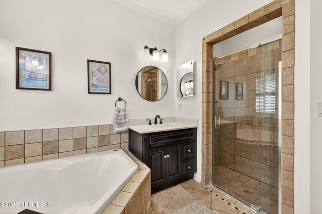 Building Photo - 9370 Jaybird Cir E