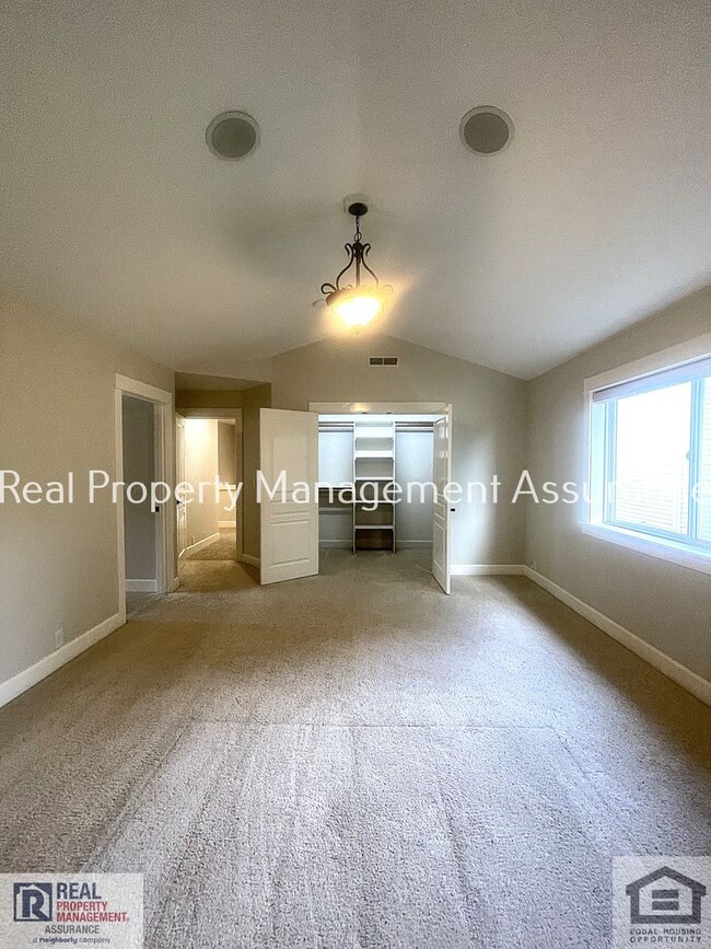 Building Photo - 16442 SW 132nd Terrace