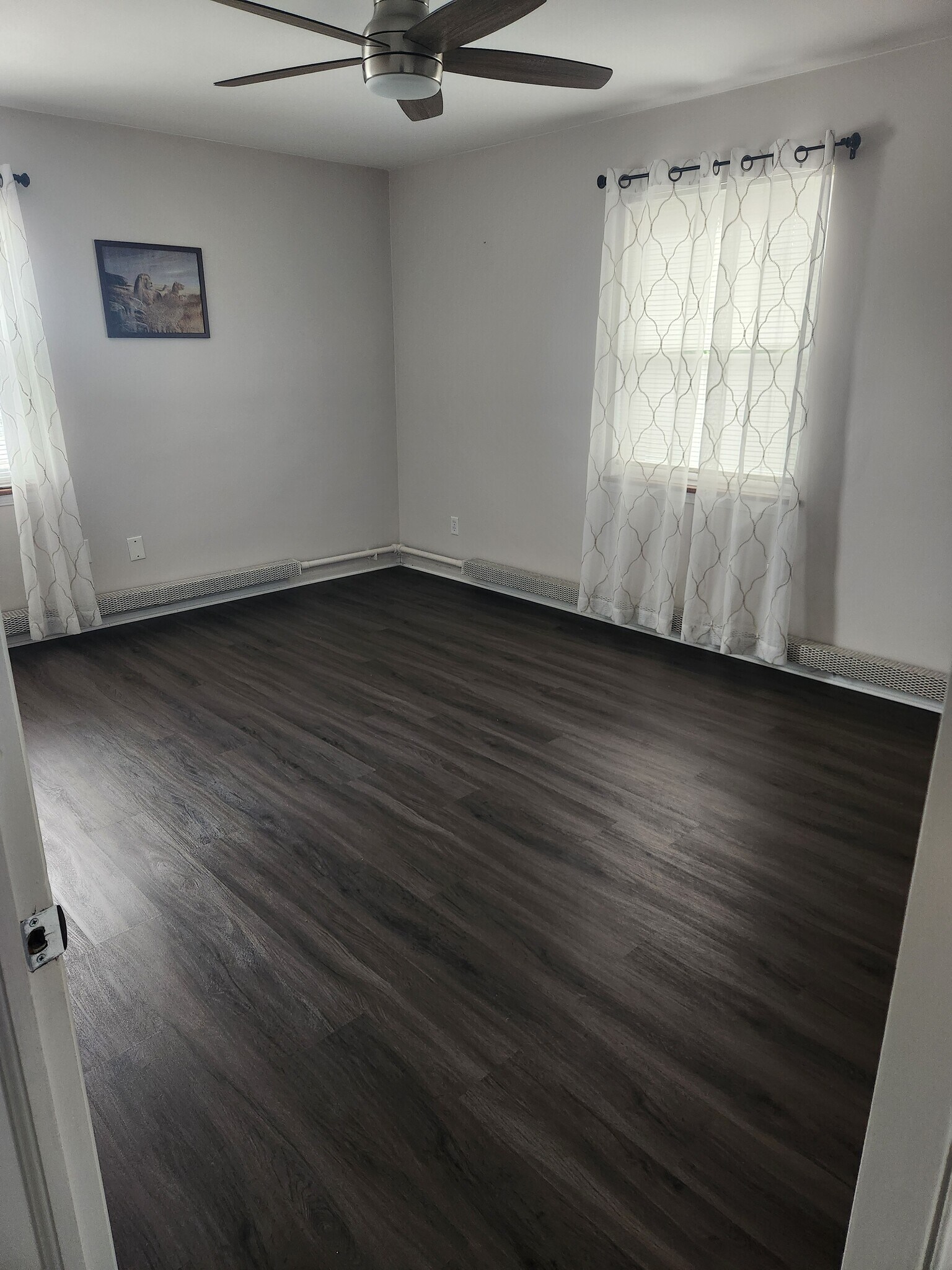 master bedroom - 13797 Cedar Rd