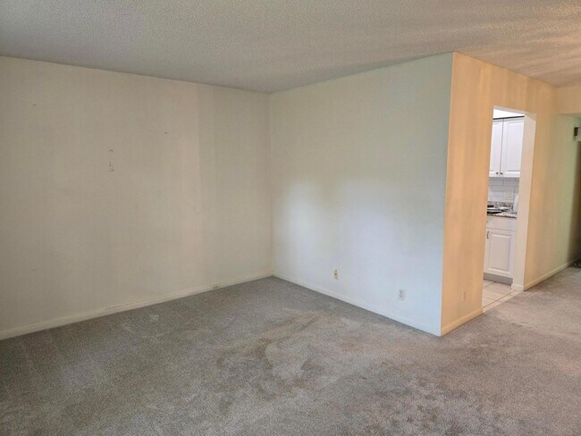 Building Photo - 151 SW 134th Way