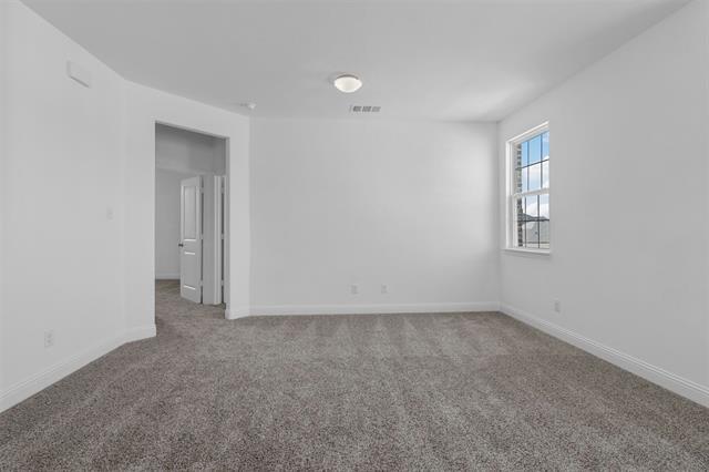 Building Photo - 704 Amenduni Ln
