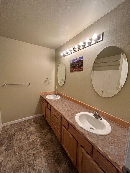 Second Full Bathroom (Third Floor) - 3916 W 84th Ave
