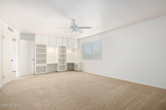 Building Photo - 2522 S Mulberry