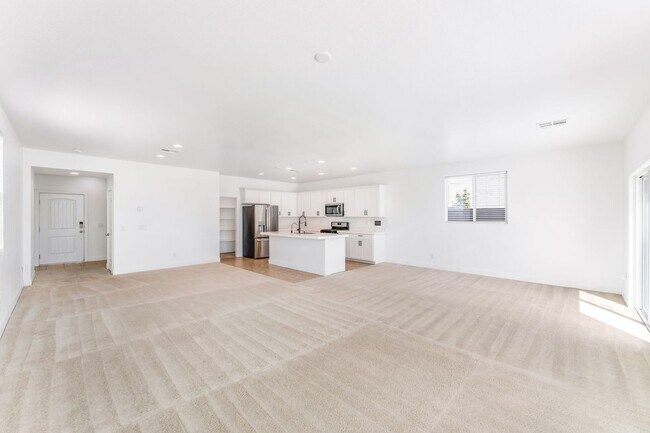 Building Photo - Modern Living in a Newer North Las Vegas Community!