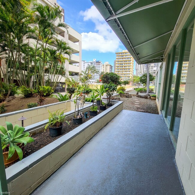 Building Photo - Studio, 1 bath Condo - 249 Kapili Street 301A