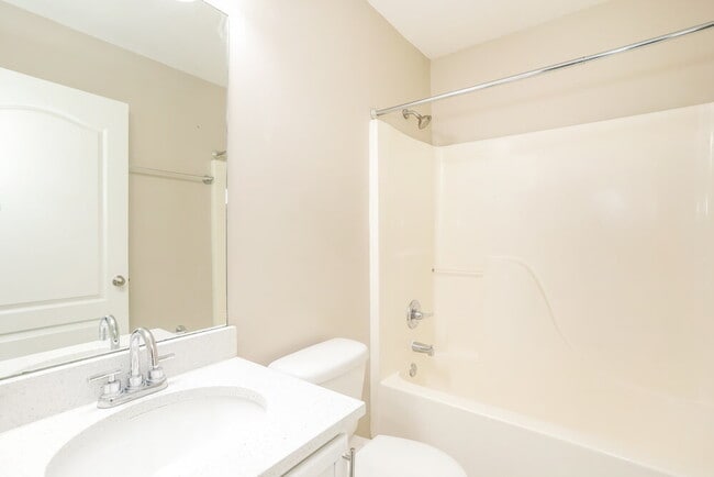 Building Photo - 282 Turtle Dove Dr