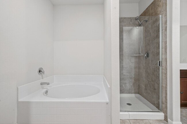 Building Photo - 228 Elm Patch Dr