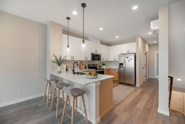 Building Photo - Brand New 4 Bedroom Luxury Townhomes!