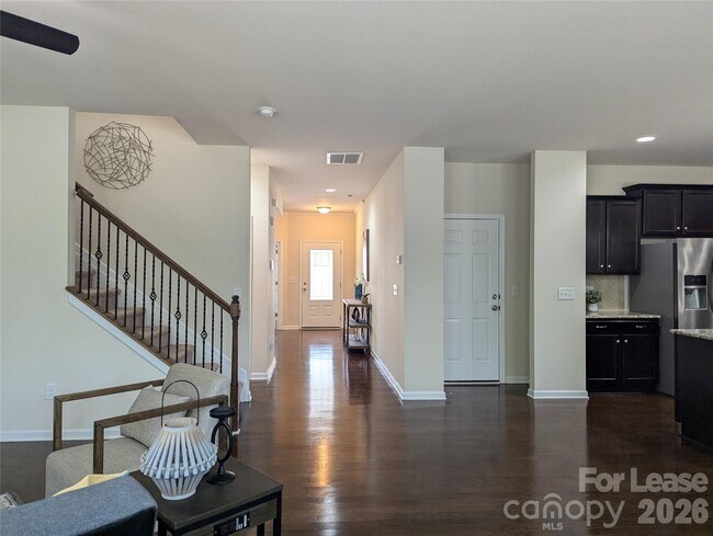 Building Photo - 132 Cherry Bark Dr