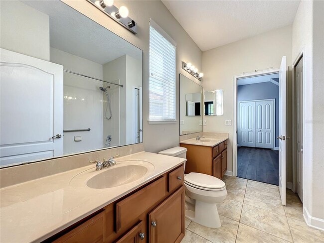 Building Photo - 10041 Oak Quarry Dr