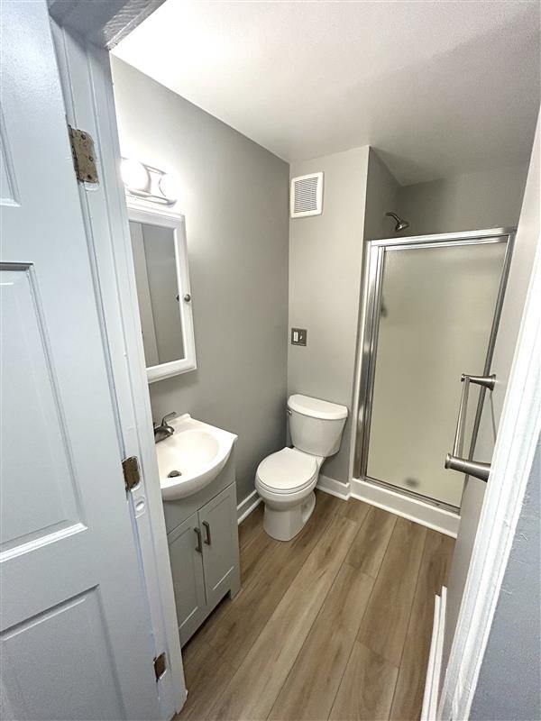 Building Photo - 33 Putnam St