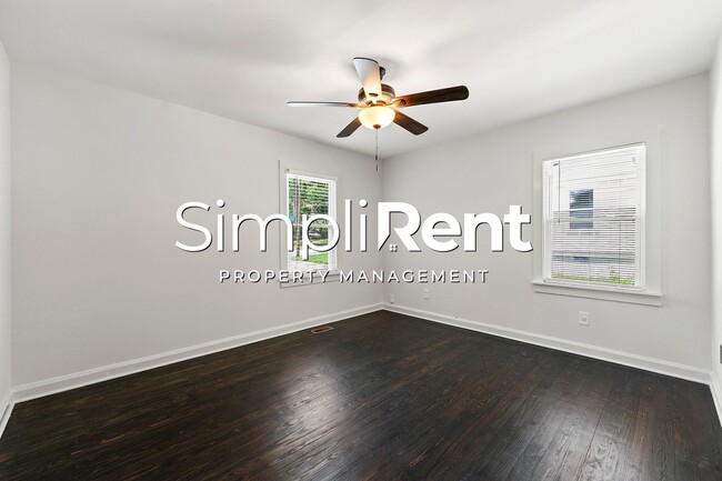 Building Photo - PRICE REDUCED! 1st month's Rent FREE with a 13-month lease!