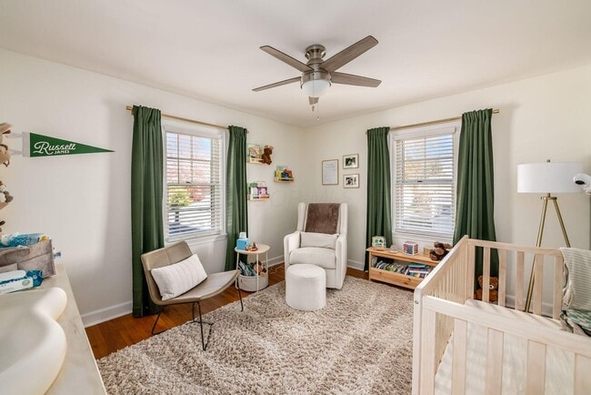 Building Photo - 190 E Dominion Blvd