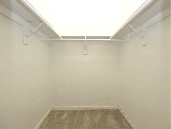 Building Photo - 1409 Anita St