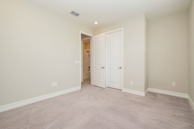 Building Photo - 4639 Almada Ln