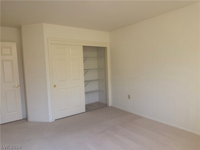 Building Photo - 8900 Kingsmill Dr